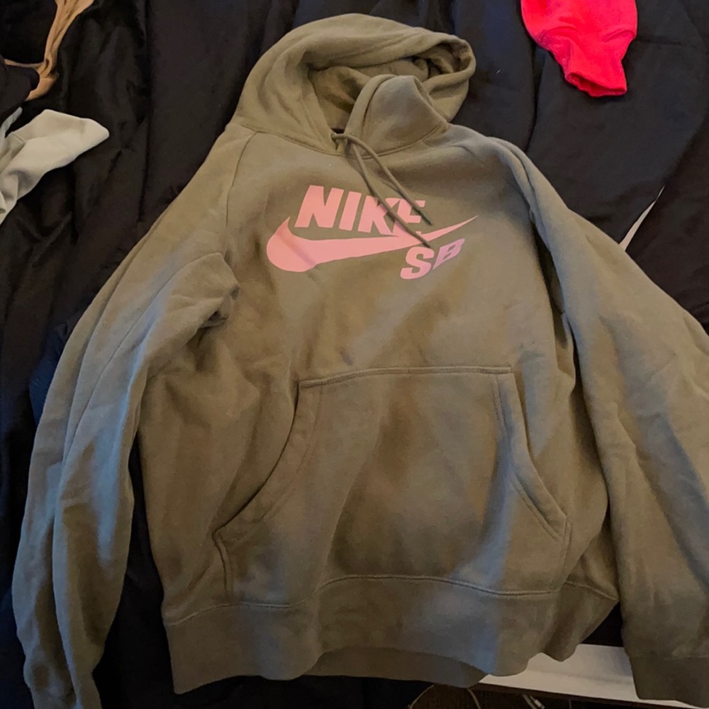 nike SB men’s small hoodie